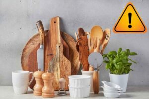 Oggetti da cucina in legno